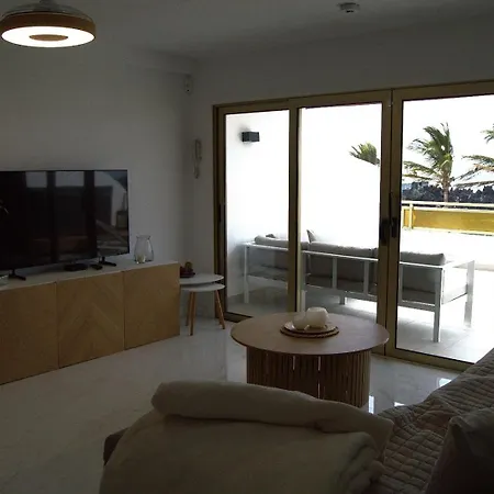 Seafront Playa La Arena Apartment Puerto de Santiago (Tenerife)