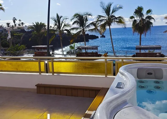Seafront Playa La Arena Апартаменты *