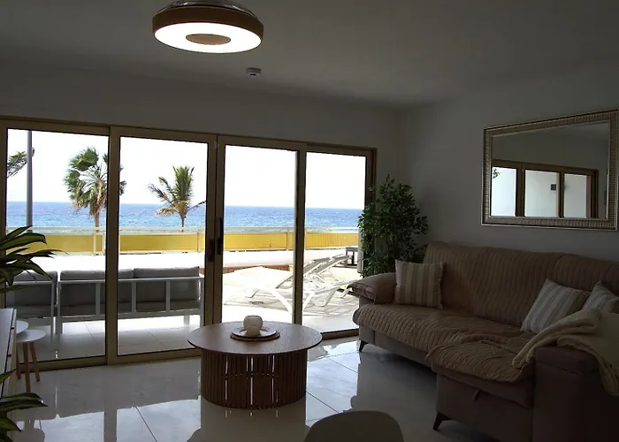 Seafront Playa La Arena Апартаменты